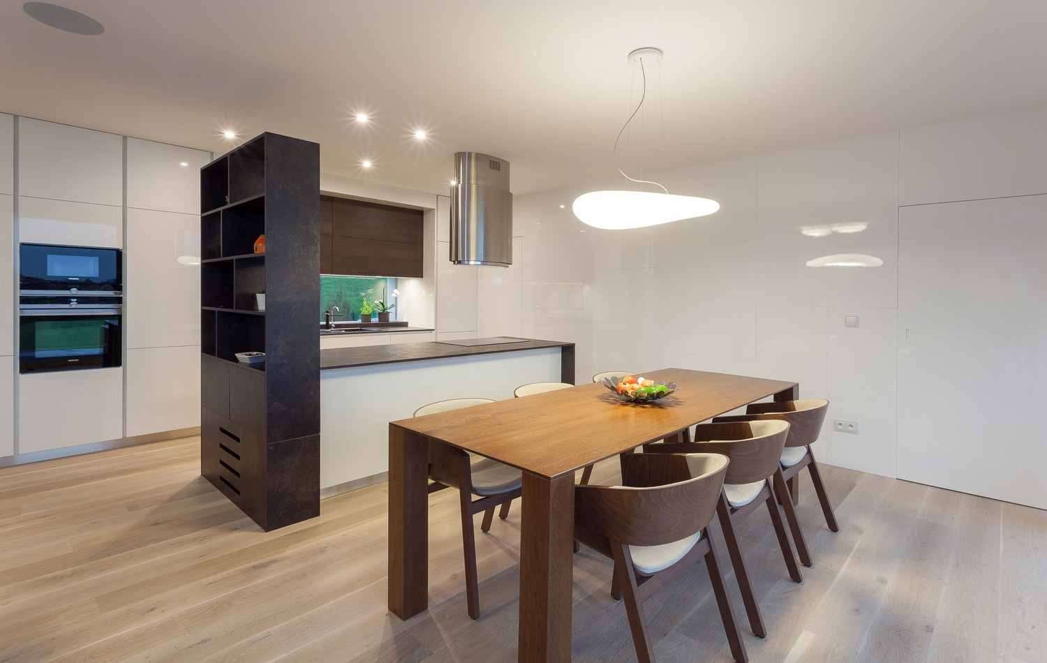 Hanák nábytek Realizace Interiér Kuchyně Obývací pokoj